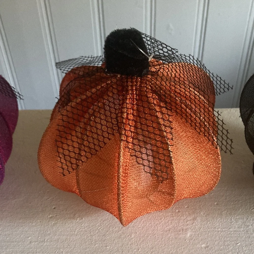 NWT- Set of 3-  Elegant Lace Covered Light Up LED Halloween Pumpkin Decorations